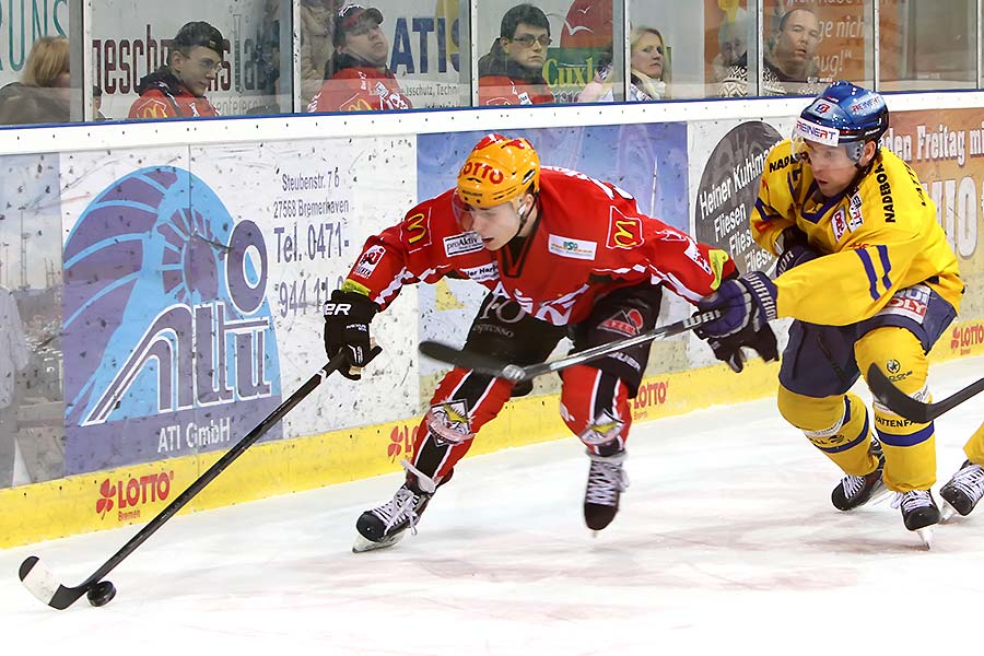 Spielszene Bremerhaven gegen Weiwasser.