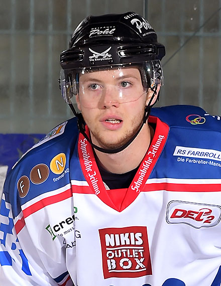Simon Sezemsky.
