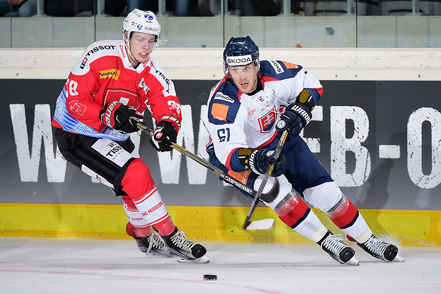 Der Schweizer Lukas Frick gegen den Slowaken Marek Bartanus.