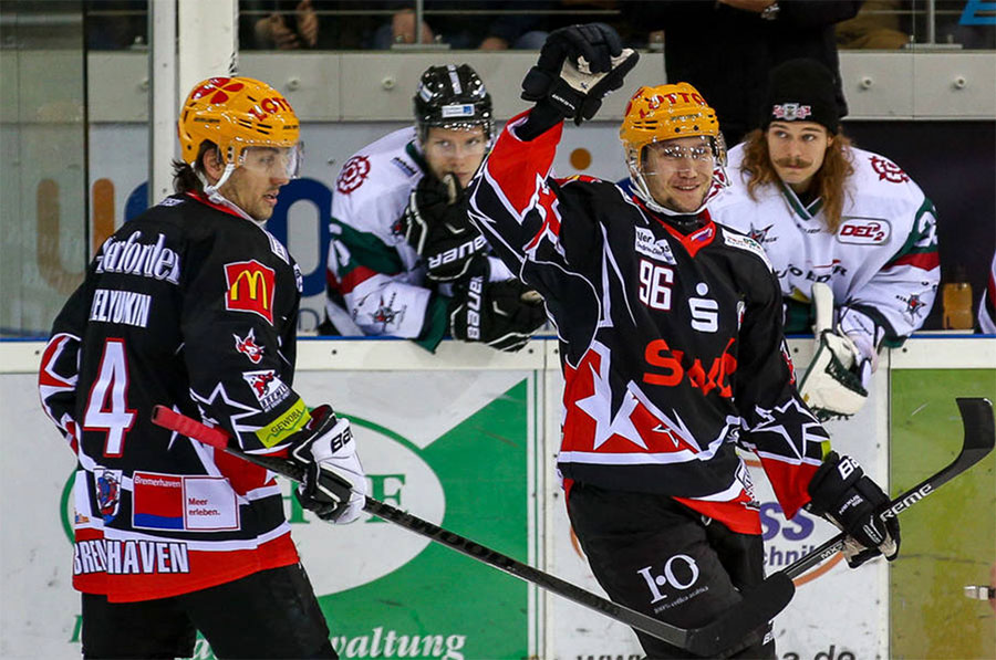 Die Fischtown Pinguins besiegten Rosenheim im Schlussspurt.