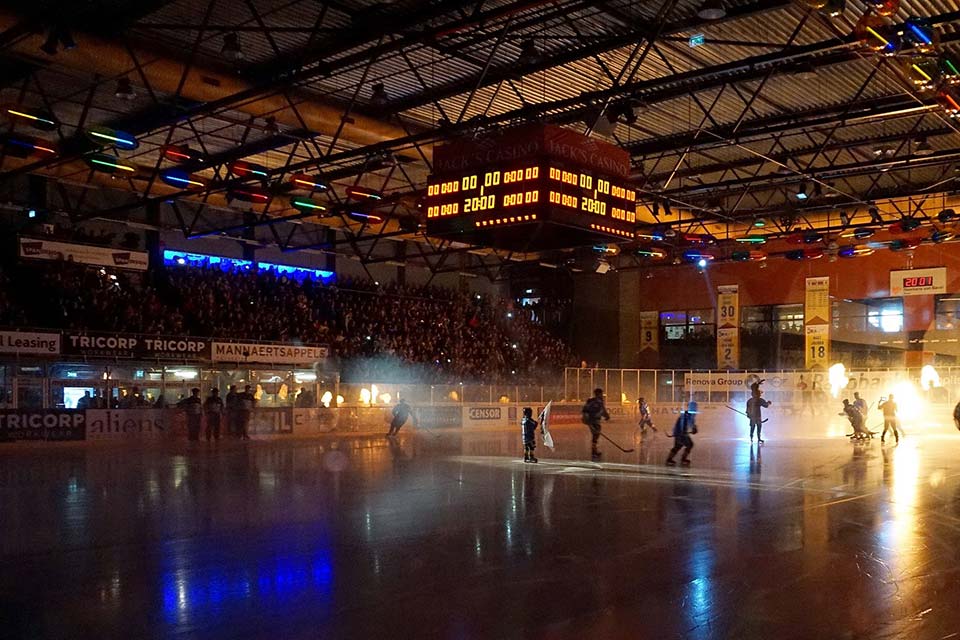 Im IJssportcentrum Tilburg drfen keine Spiele ausgetragen werden.