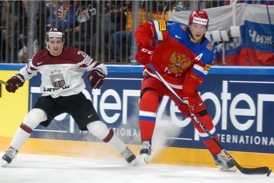 Lettlands Uvis Balinskis gegen Russlands Segei Andronov. Lettlands Uvis Balinskis gegen Russlands Segei Andronov.