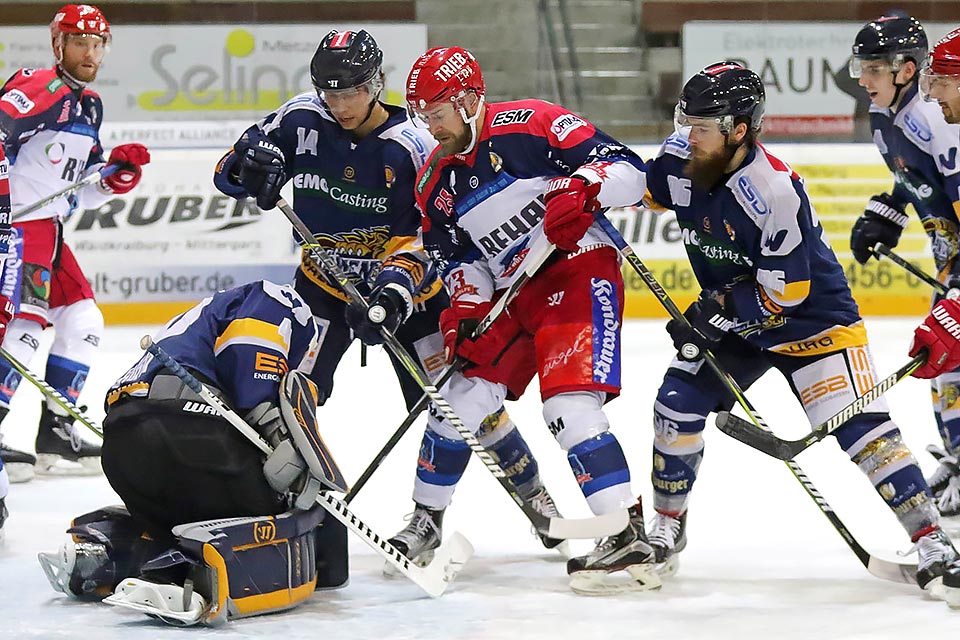 Torchance fr Selb beim Spiel gegen Waldkraiburg.