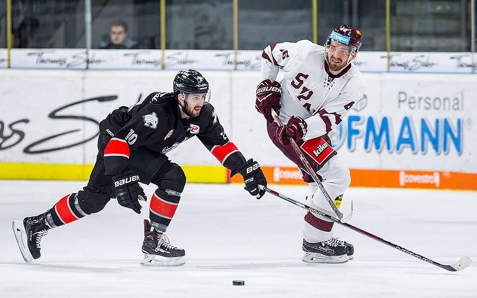 Nrnbergs Taylor Aronson beim Spiel gegen Prag.