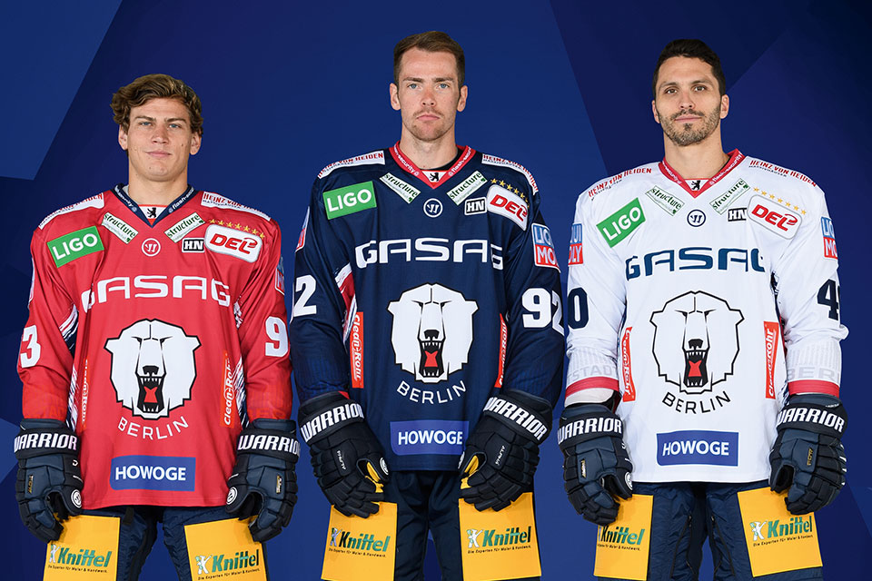Die neuen Trikots der Eisbären Berlin. Die neuen Trikots der Eisbären Berlin.