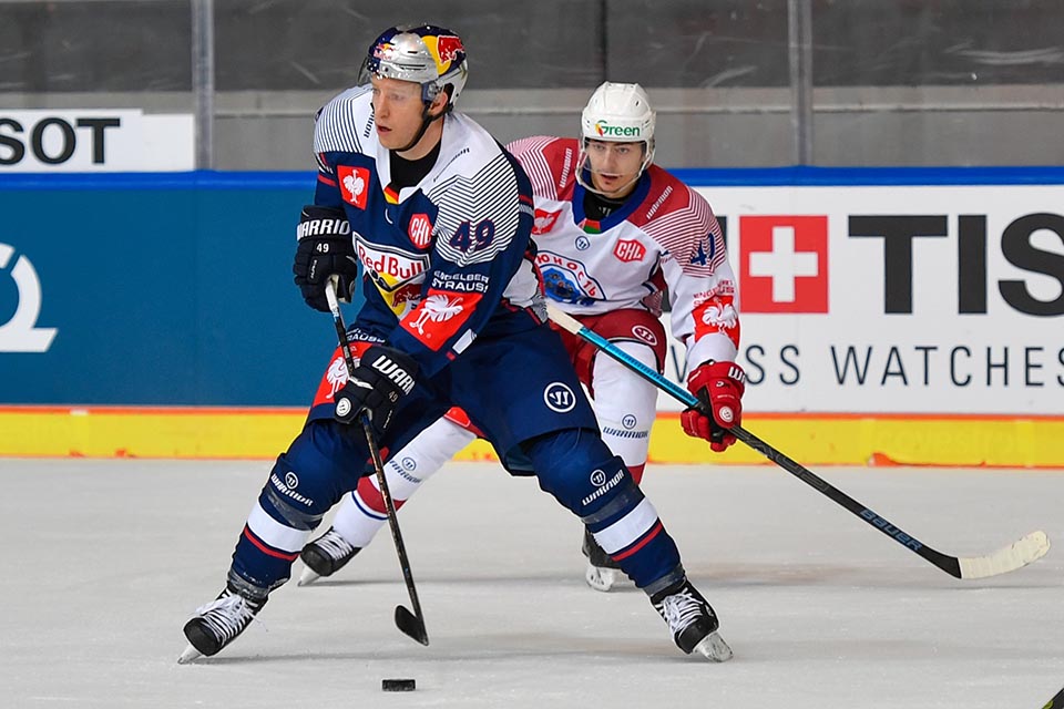 Mark Voakes vor Dmitri Kolgotin. Mark Voakes vor Dmitri Kolgotin.