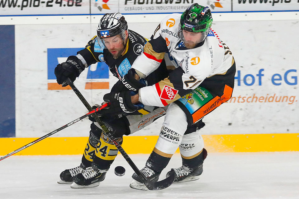 Michal Bartosch (Bayreuth) gegen Patrick Seifert (Ravensburg).