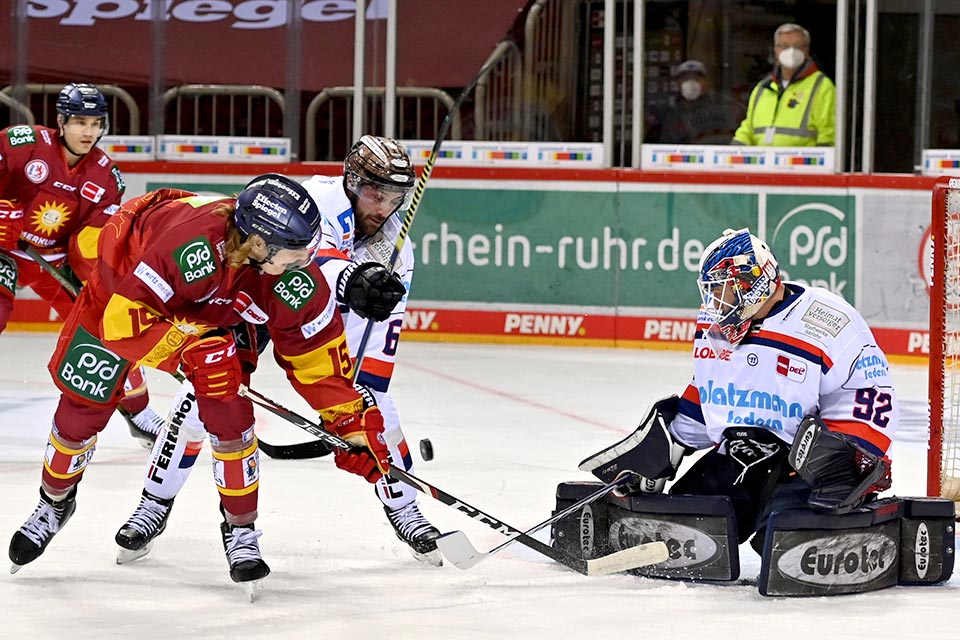 Spielszene Dsseldorf gegen Iserlohn.