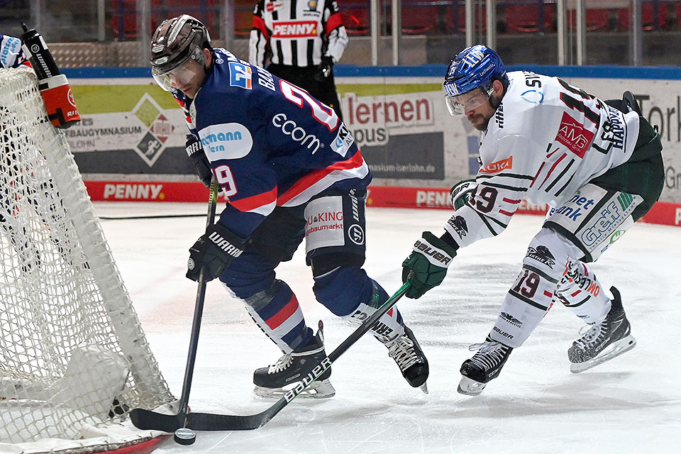 Spielszene Iserlohn gegen Augsburg.