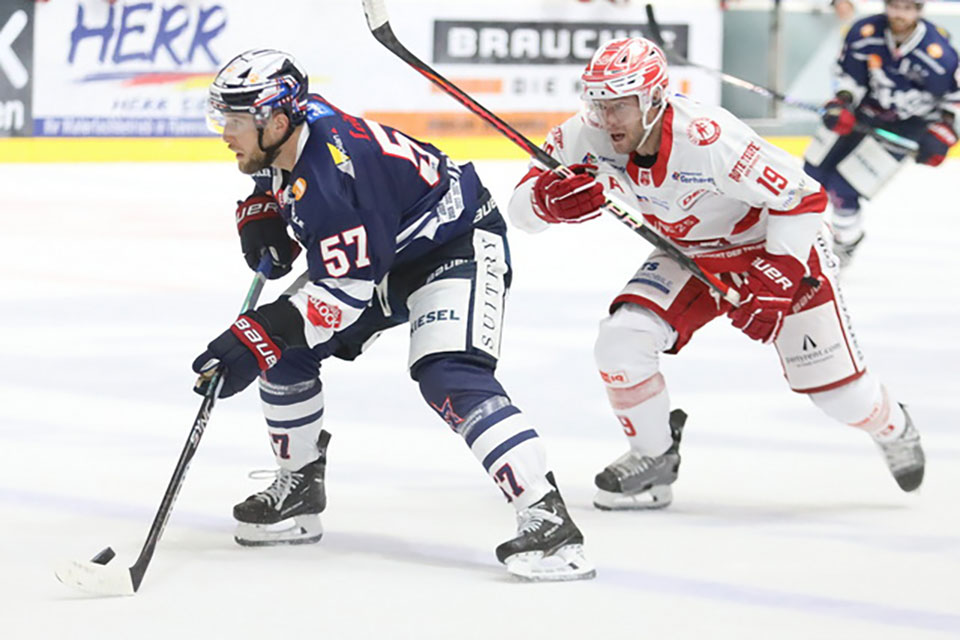 Spielszene Ravensburg gegen Bad Nauheim.