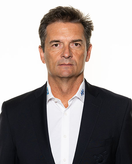 Dallas Eakins.