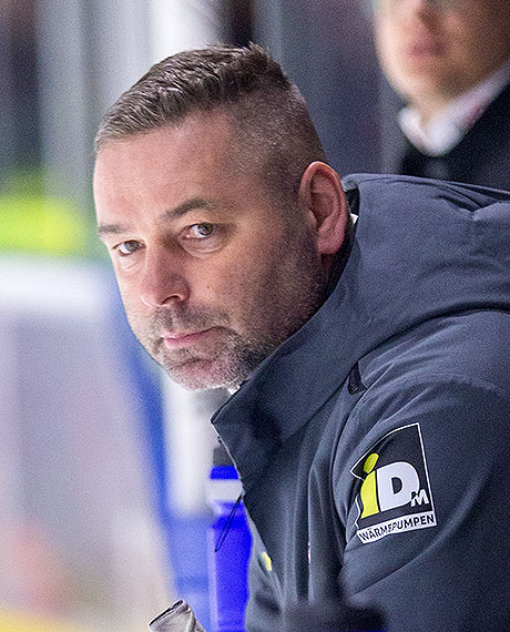Robert Suchomski bleibt in Deggendorf.