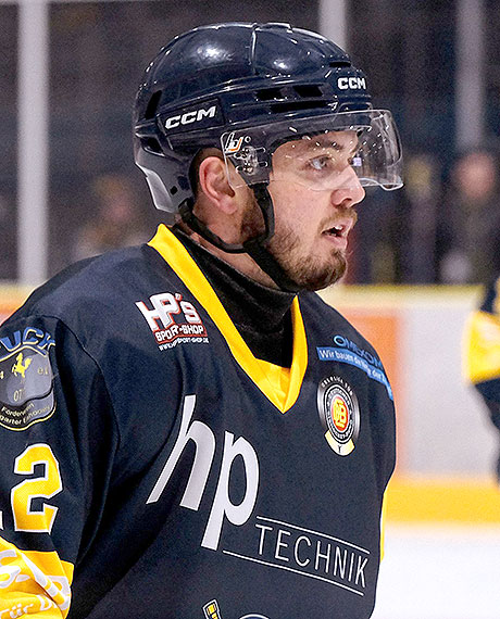 David Makuzki.