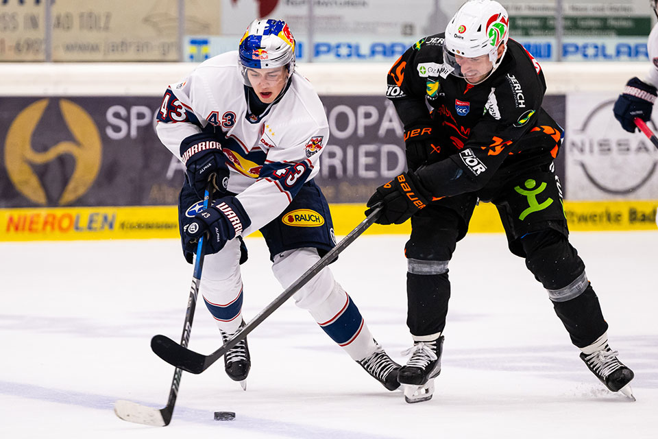 Phillip Sinn von Red Bull Mnchen und Johannes Gruber von Moser Medical Graz99ers.