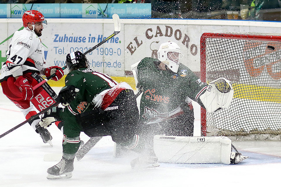 Spielszene Herne gegen Hannover Scorpions.