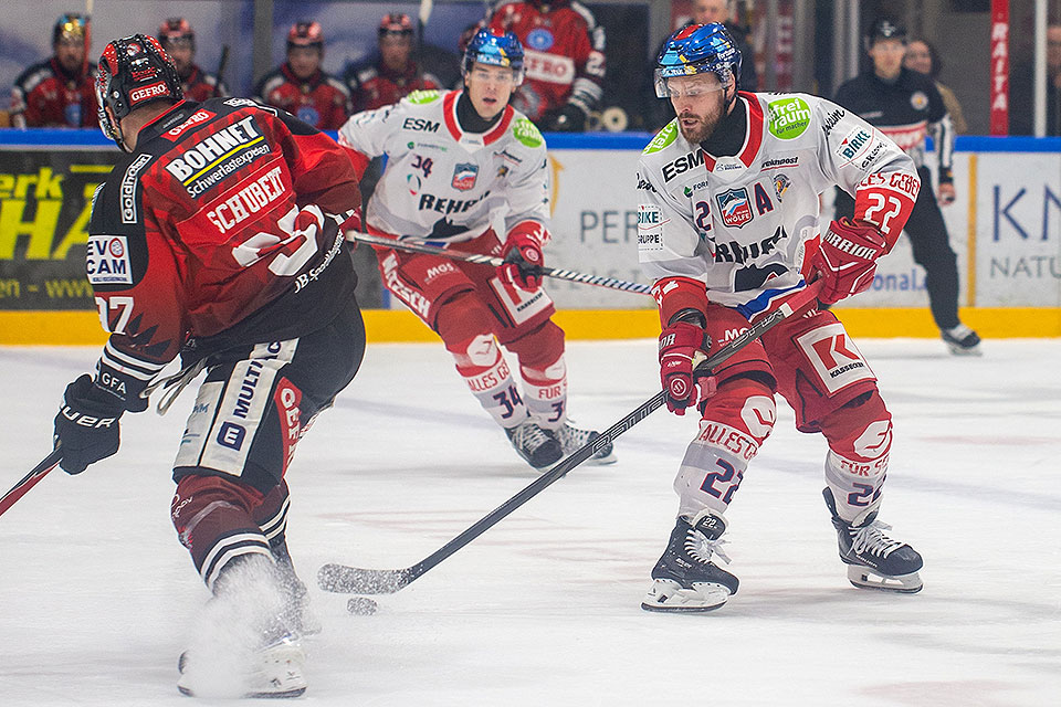 Spielszene Memmingen gegen Selb.