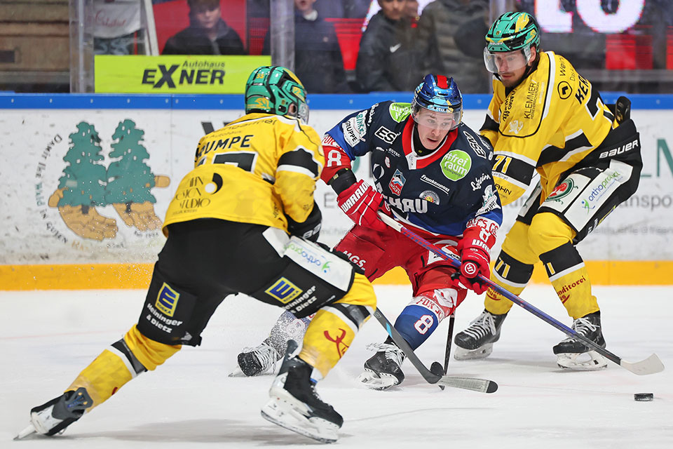 Spielszene Selb gegen Bad Tlz.