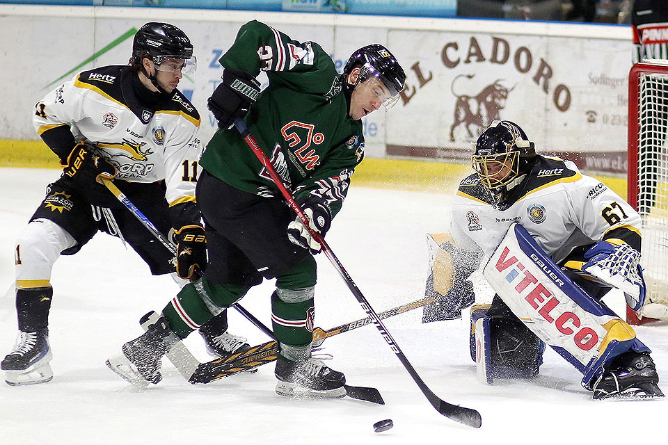 Spielszene Herne gegen Tilburg.