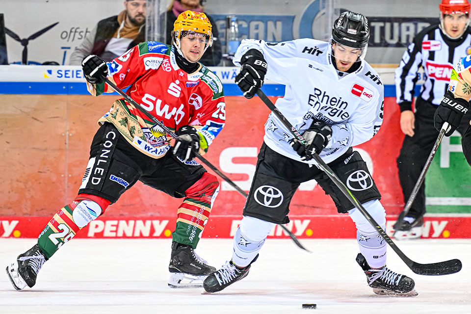 Spielszene Bremerhaven gegen Kln.