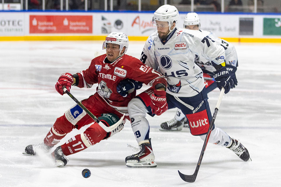 Spielszene Regensburg gegen Weiden.