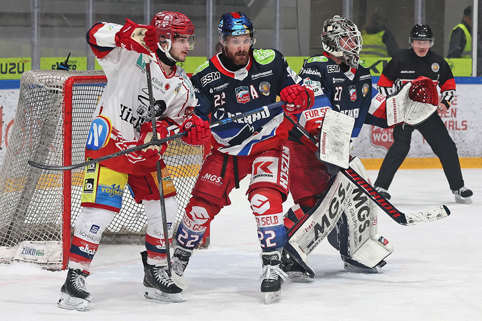 Spielszene Selb gegen Deggendorf.