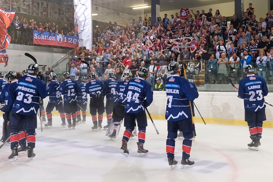 Die Eisbären zuletzt 2022 beim Dolomitencup. Die Eisbären zuletzt 2022 beim Dolomitencup.
