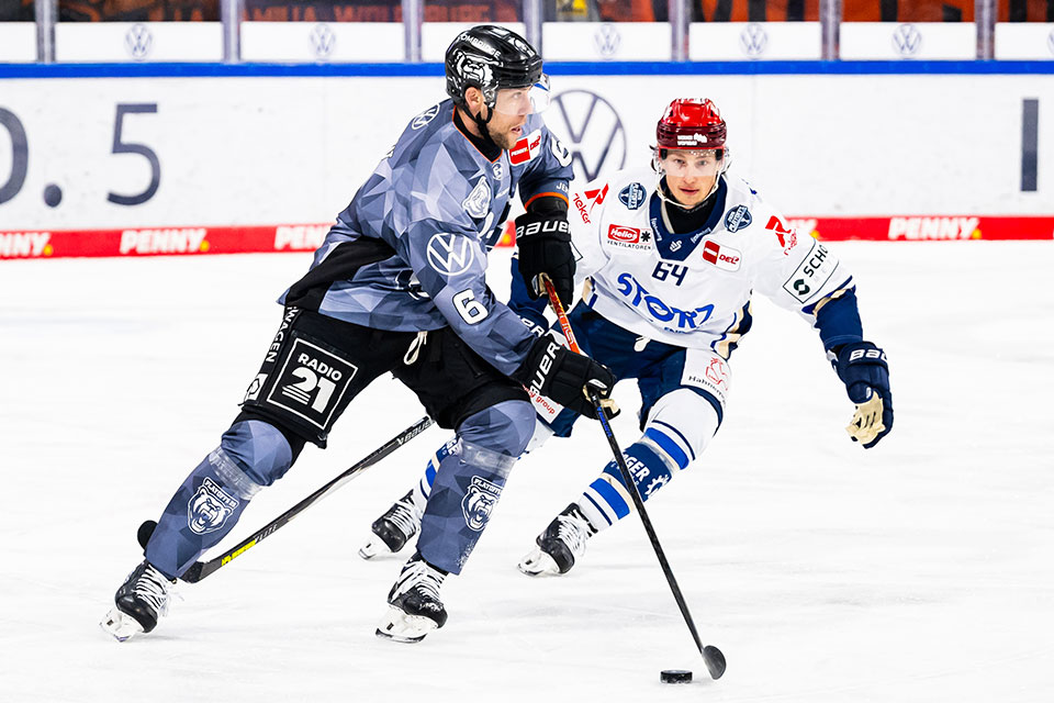 Spielszene Wolfsburg gegen Schwenningen.