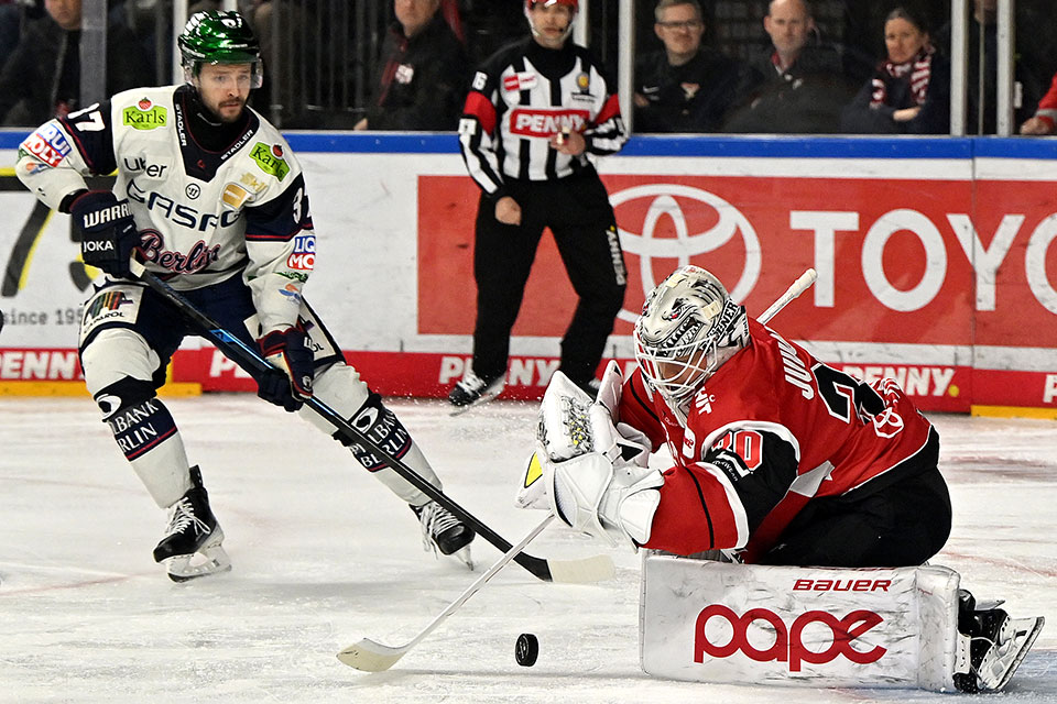 Spielszene K�ln gegen Berlin.