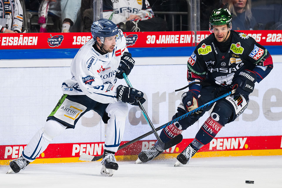 Berlin trifft zum Auftakt auf Straubing. Zuletzt gab es das Duell im Playoff-Viertelfinale.